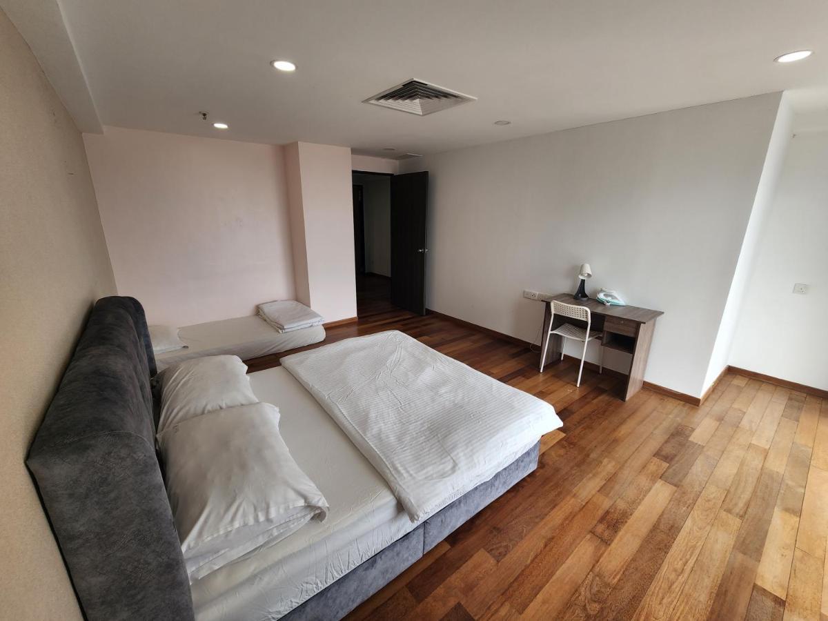 Apartment Sunrise Gurney Executive Premium Large George Town