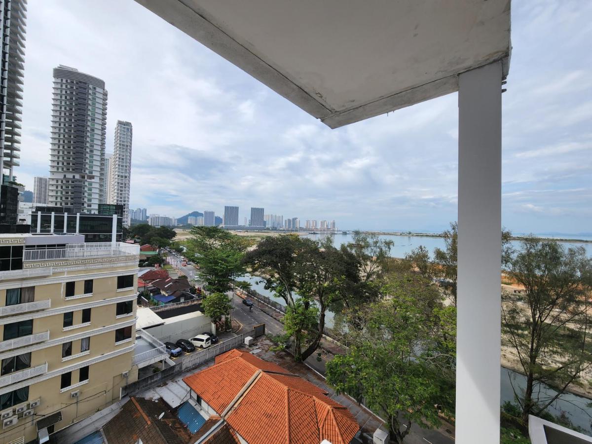 Apartment Sunrise Gurney Executive Premium Large George Town