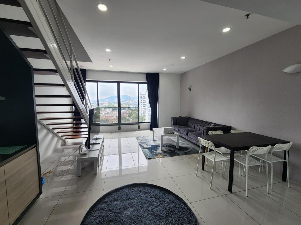 Sunrise Gurney Executive Premium Large * George Town