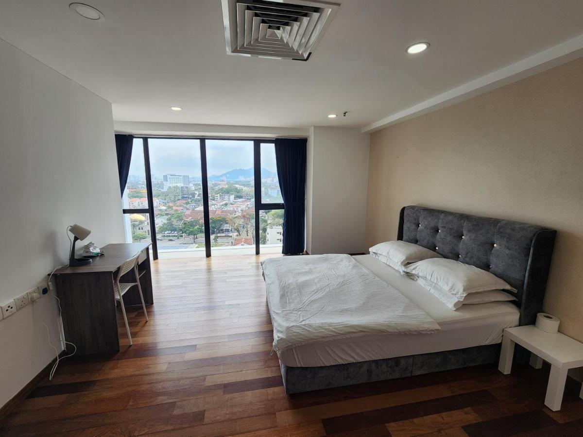 Apartment Sunrise Gurney Executive Premium Large