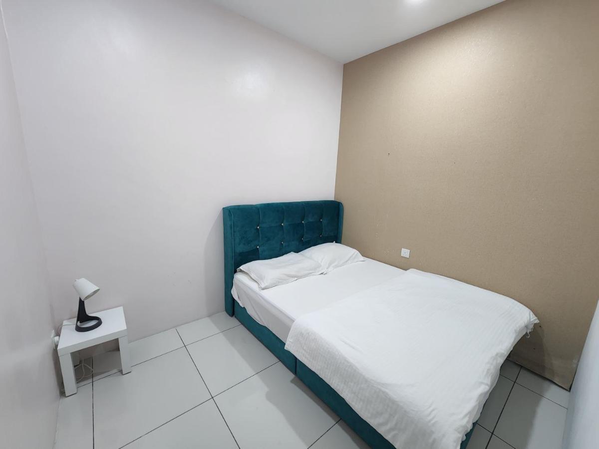 Sunrise Gurney Executive Premium Large Apartment