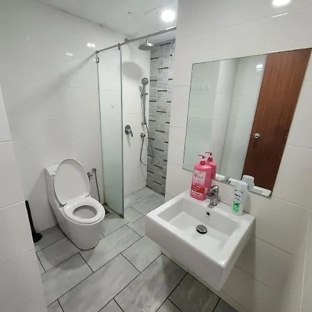 Sunrise Gurney Executive Premium Large Suite George Town Exterior photo